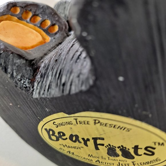 Bearfoots Bear “Handy” Business Card Holder Figurine by Jeff Flemming - Picture 11 of 12